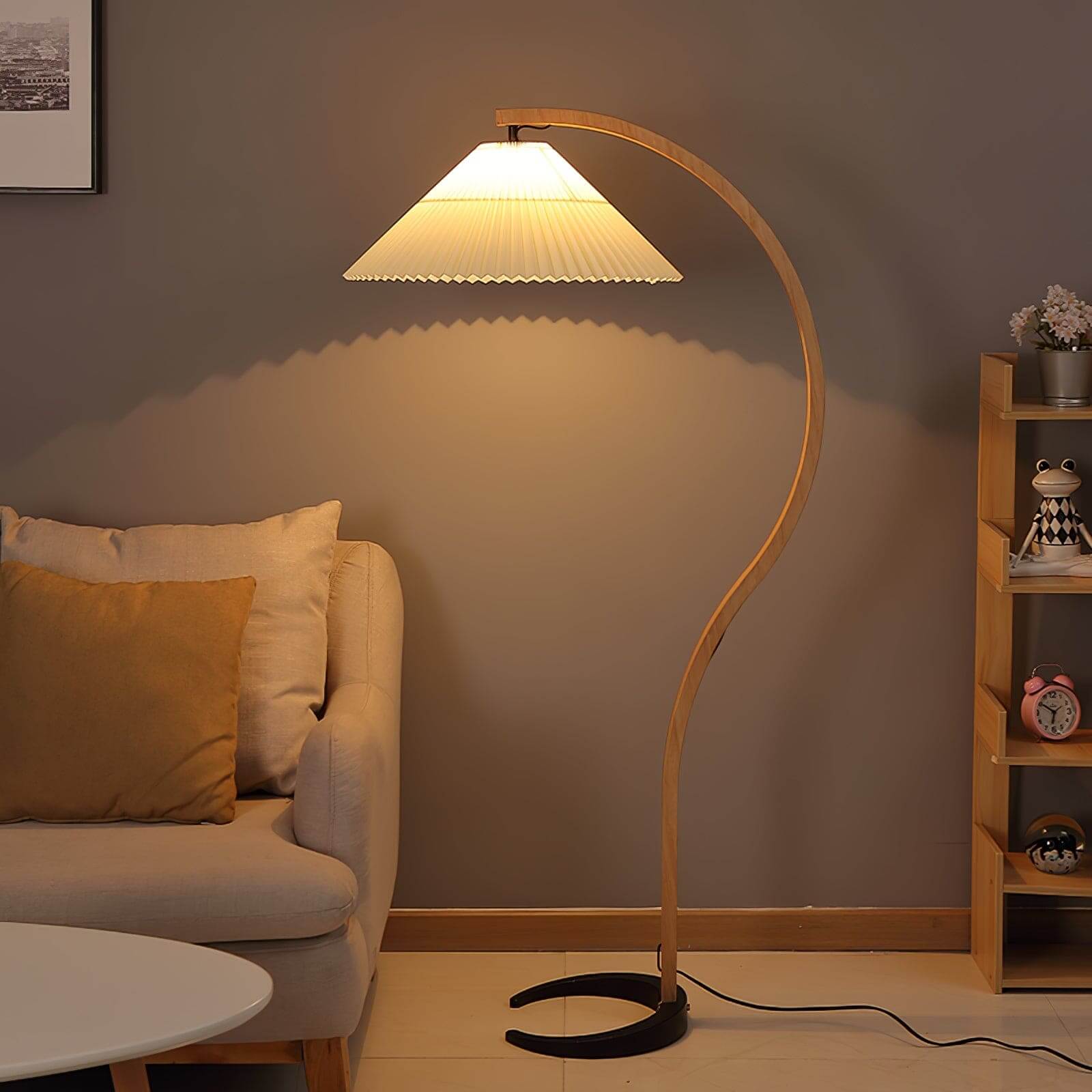 Caprani Floor Lamp - Rossolighting