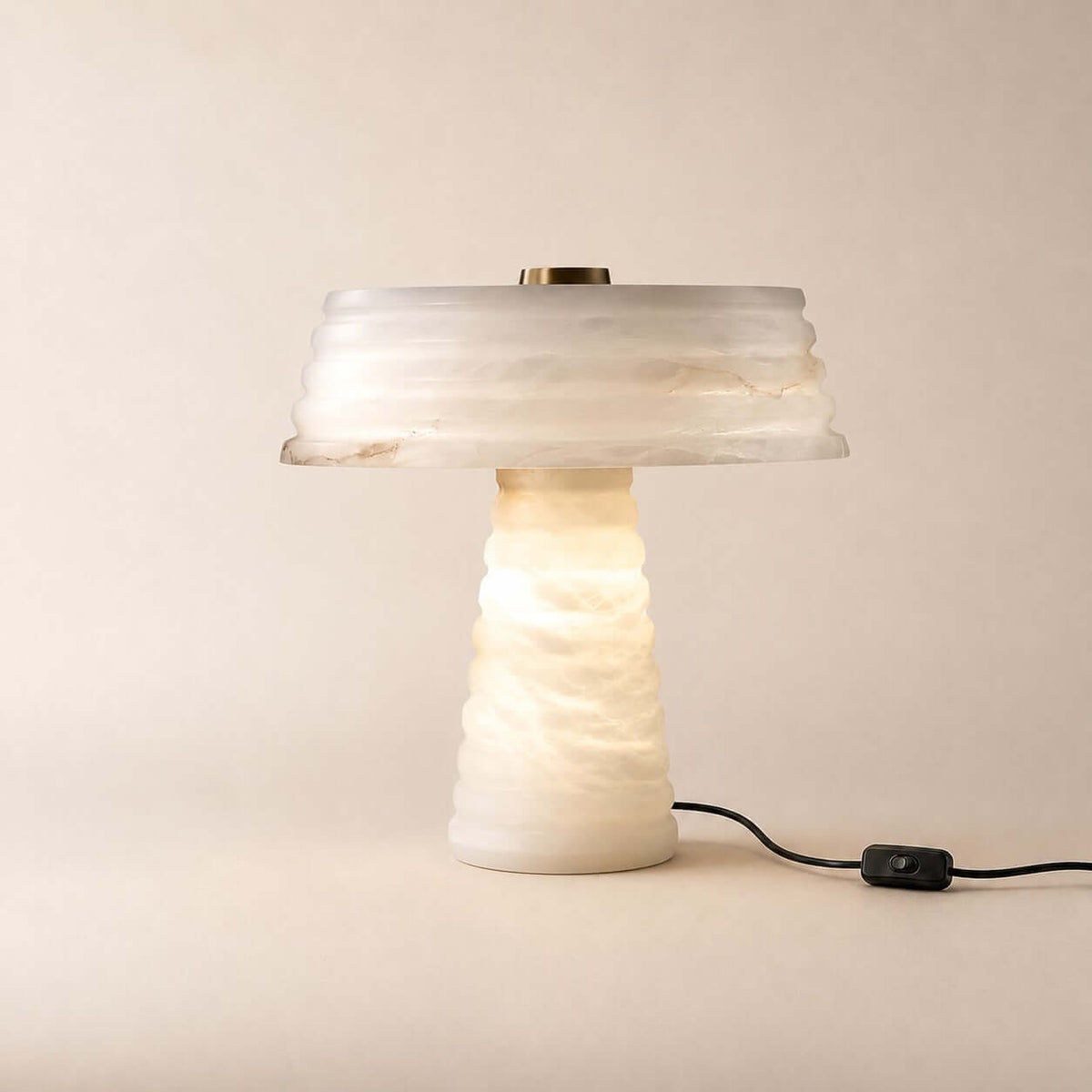 Fylon Table Lamp | Modern Minimal Table Lamp for Living Room | Rossolighting