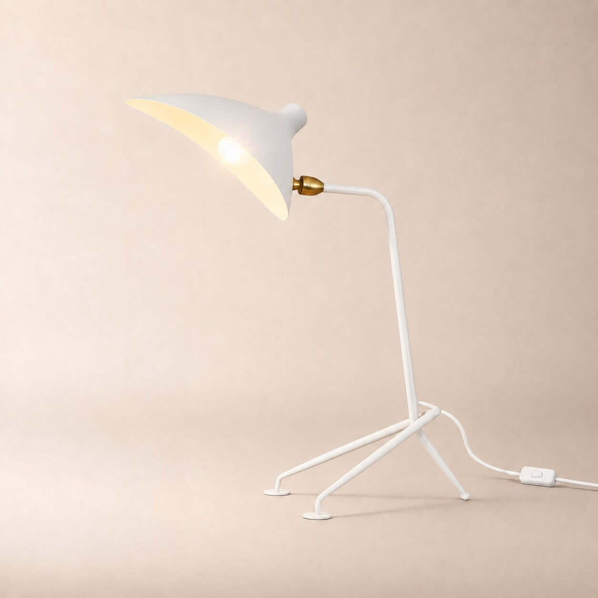Lunira Table Lamp – Minimal Tripod Table Lamp for Office & Living Room | Rossolighting