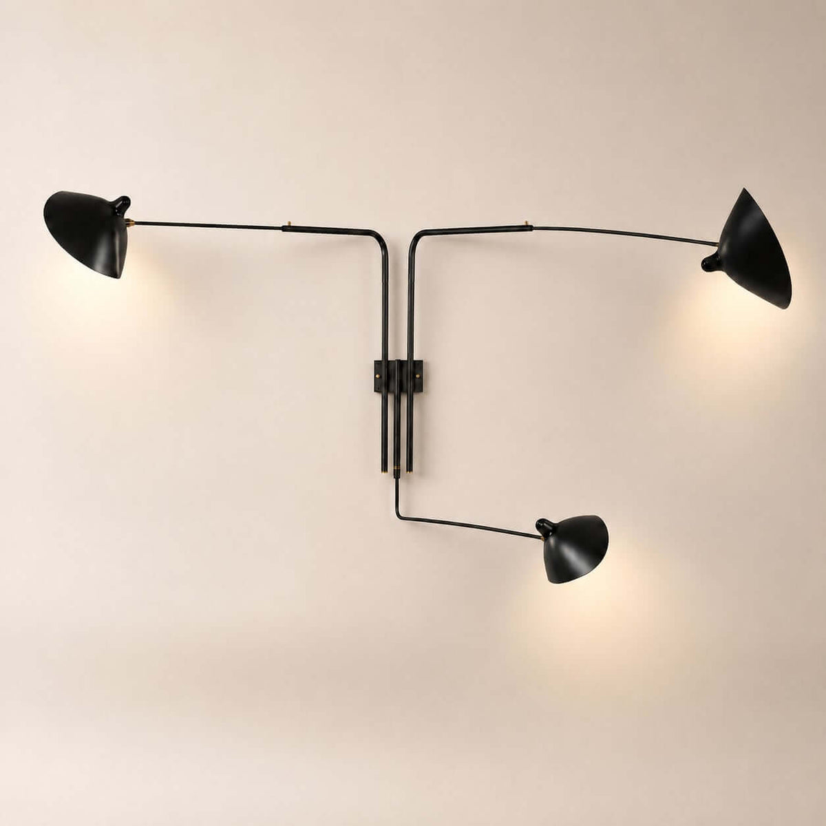 Lunira Wall Lamp – Articulating Wall Sconce for Living Room & Office | Rossolighting