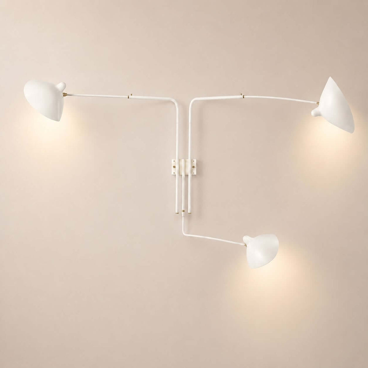 Lunira Wall Lamp – Articulating Wall Sconce for Living Room & Office | Rossolighting