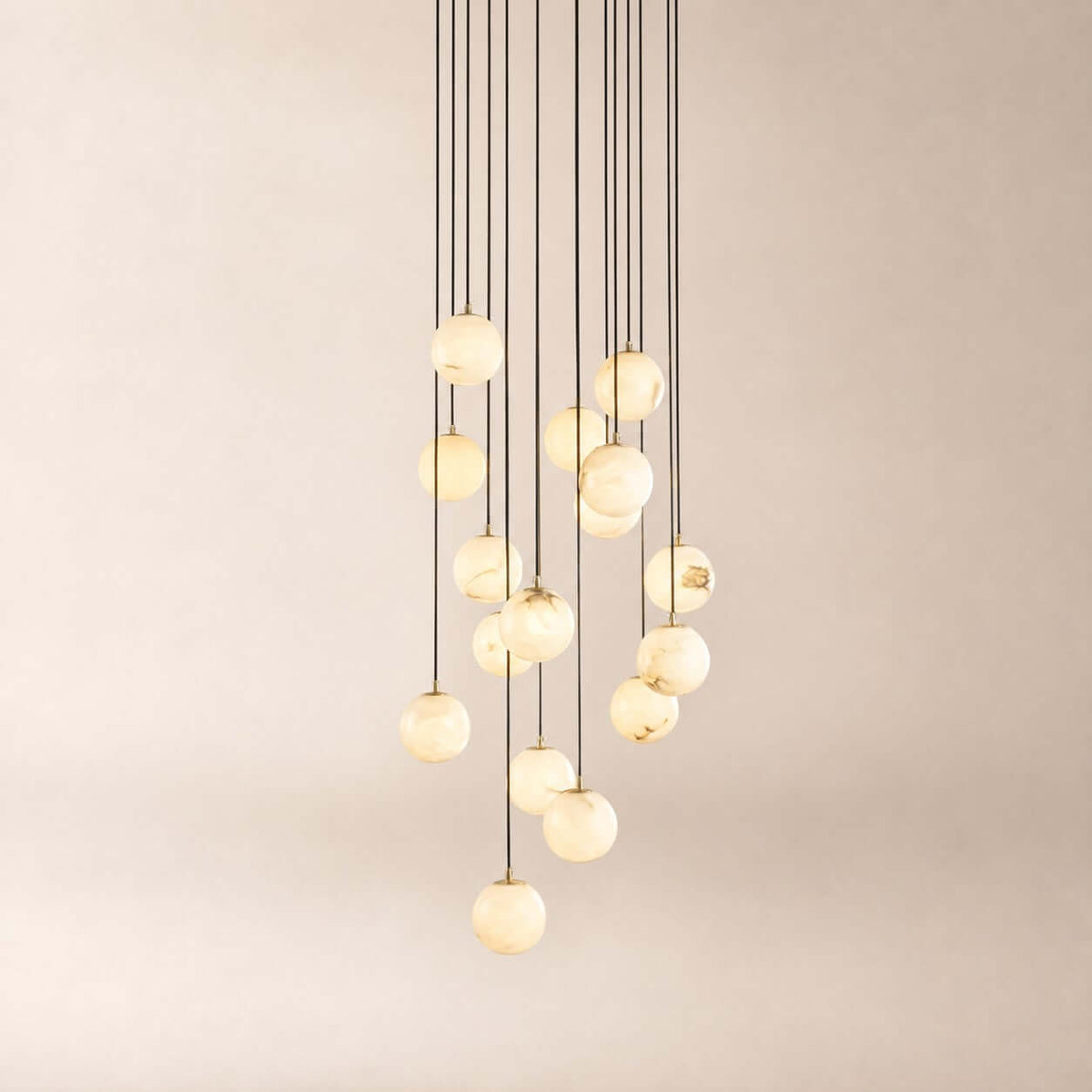 Oquven Chandelier