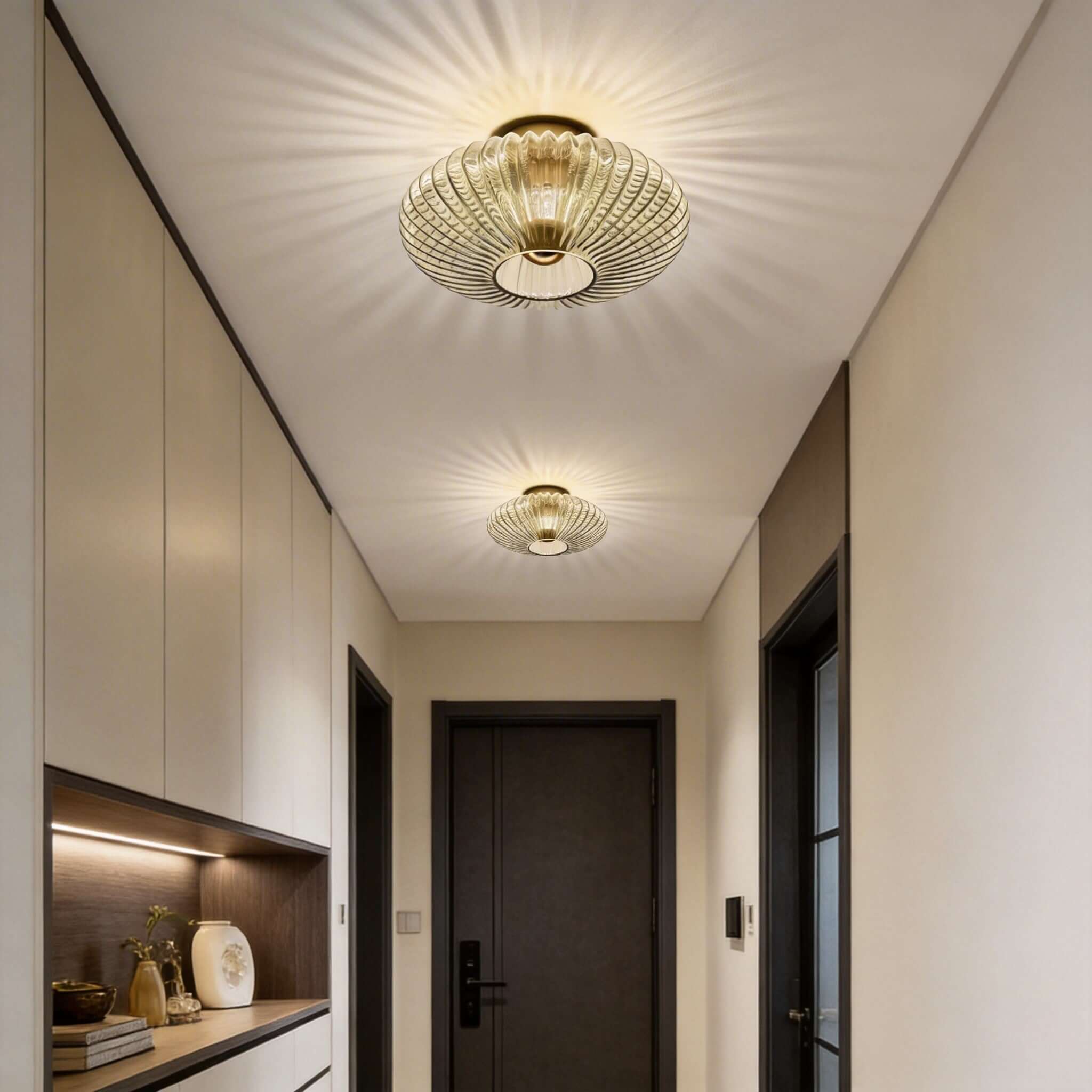 Qavion Wall Lamp – Modern Glass Wall Sconce for Hallways | Rossolighting