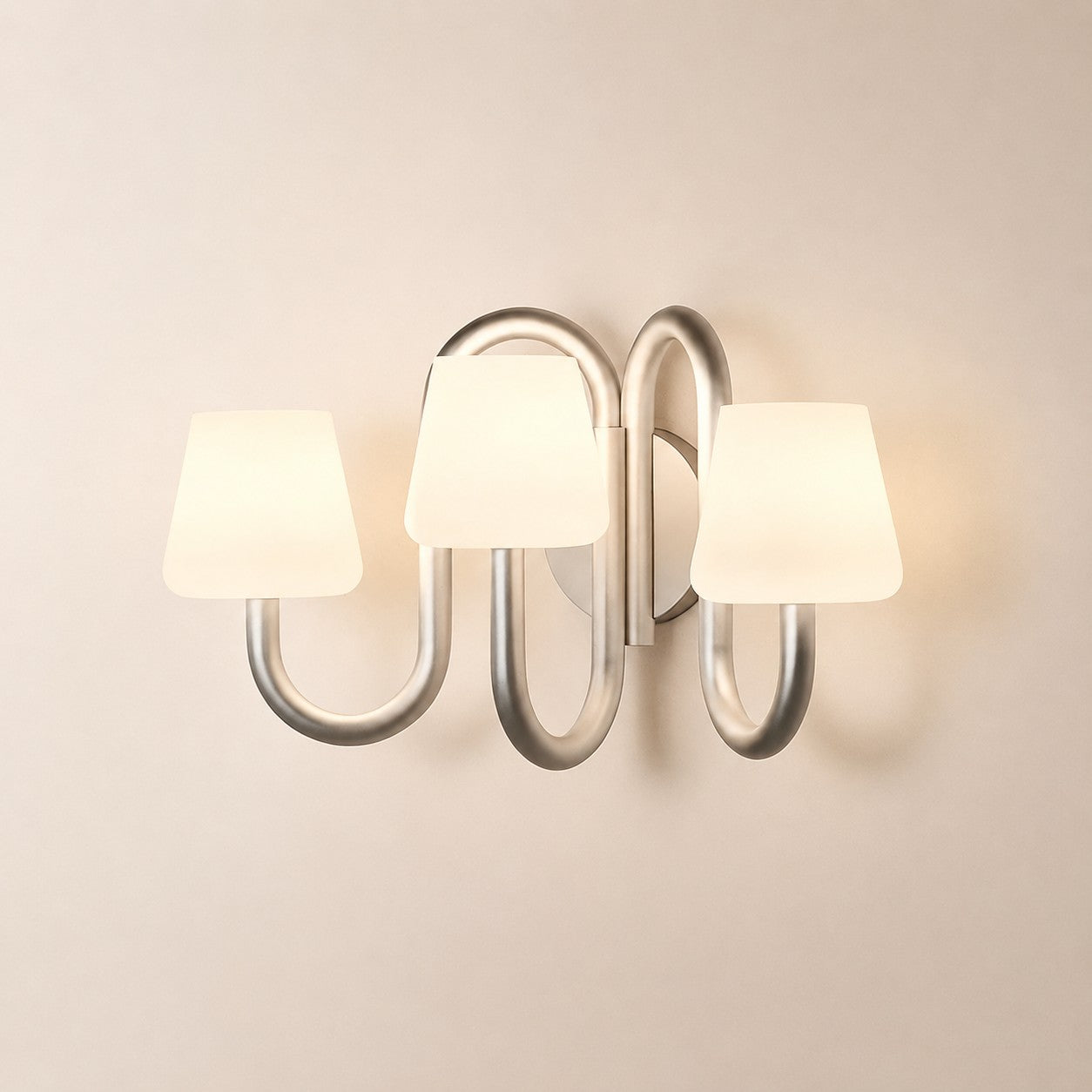 Ulvoro Wall Lamp – Modern Silver Wall Sconce Lights Indoor | Rossolighting