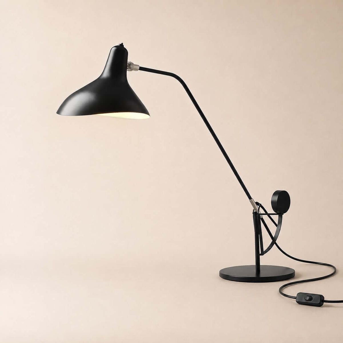 Velano Table Lamp – Unique Office Table Lamp for Stylish Workspaces | Rossolighting