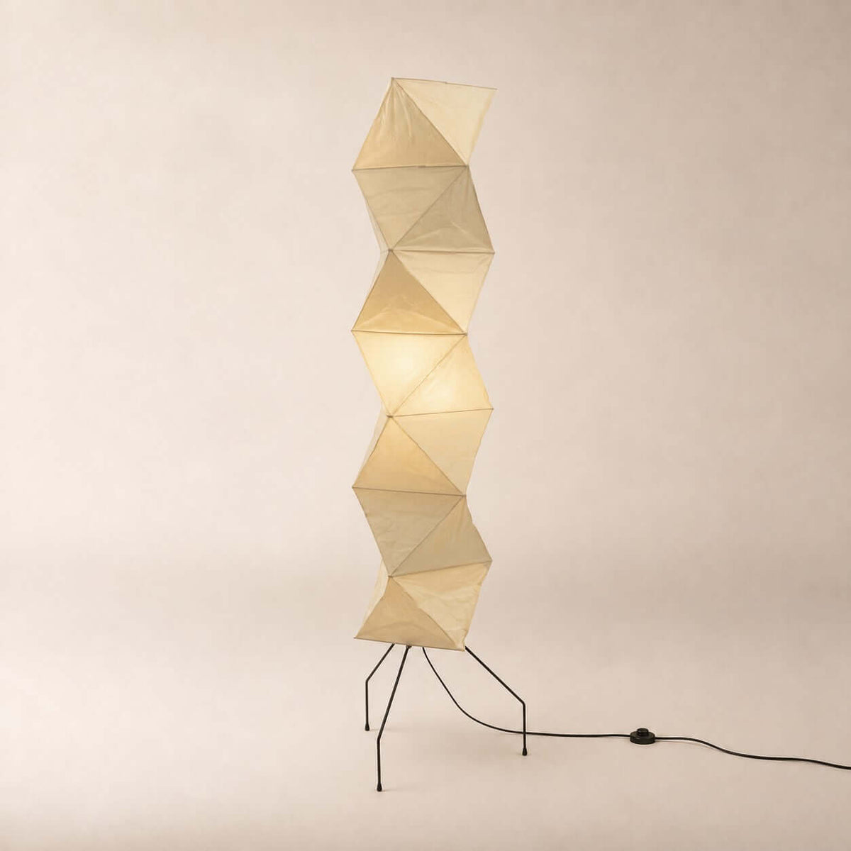 Viori Floor Lamp