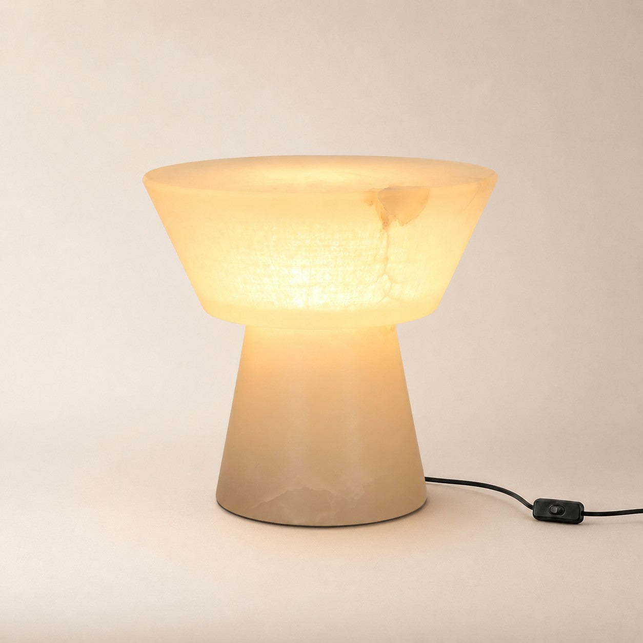 Beta Alabaster Table Lamp