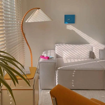 Caprani Floor Lamp - Rossolighting