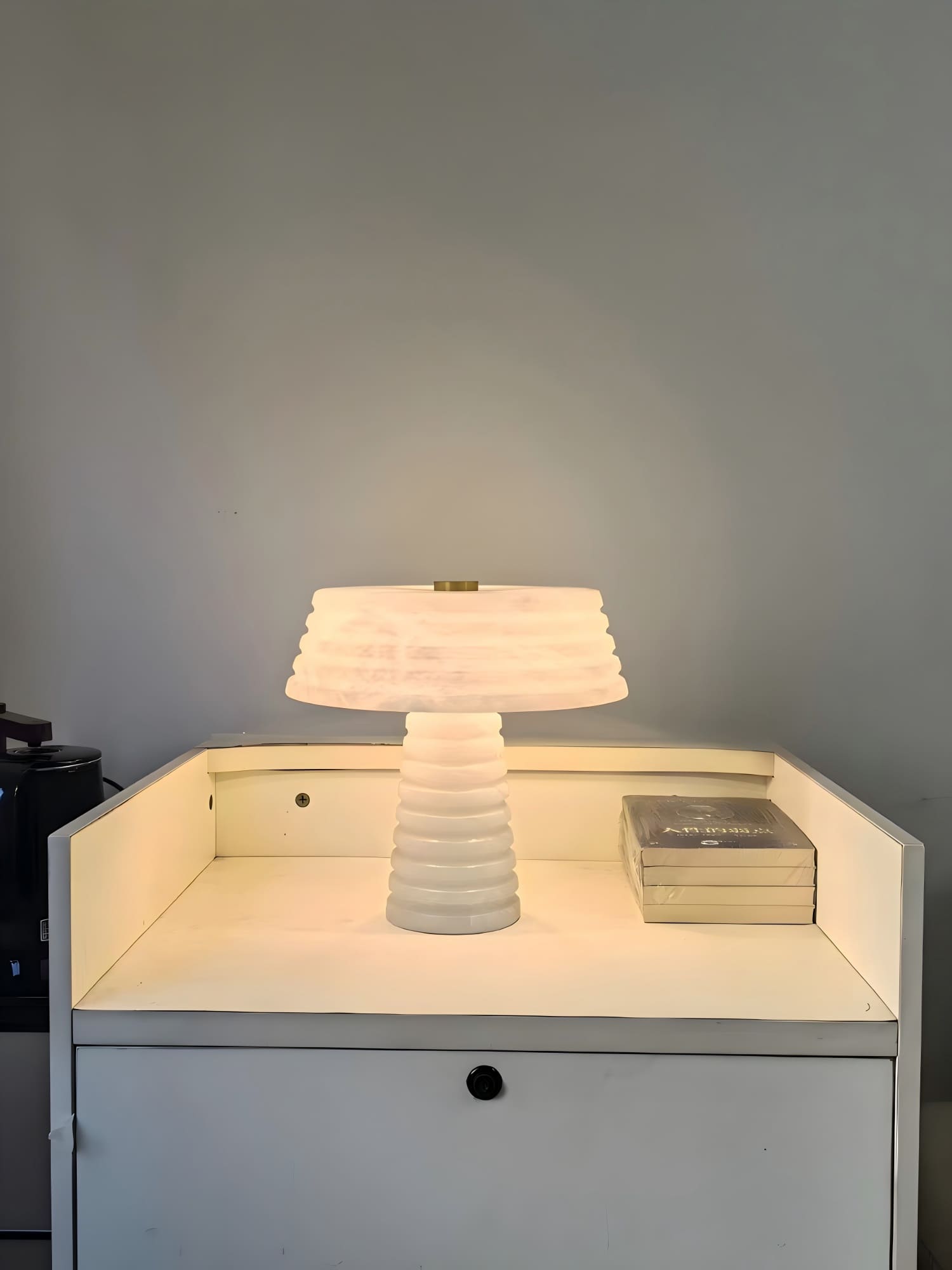 Fylon Table Lamp | Modern Minimal Table Lamp for Living Room | Rossolighting