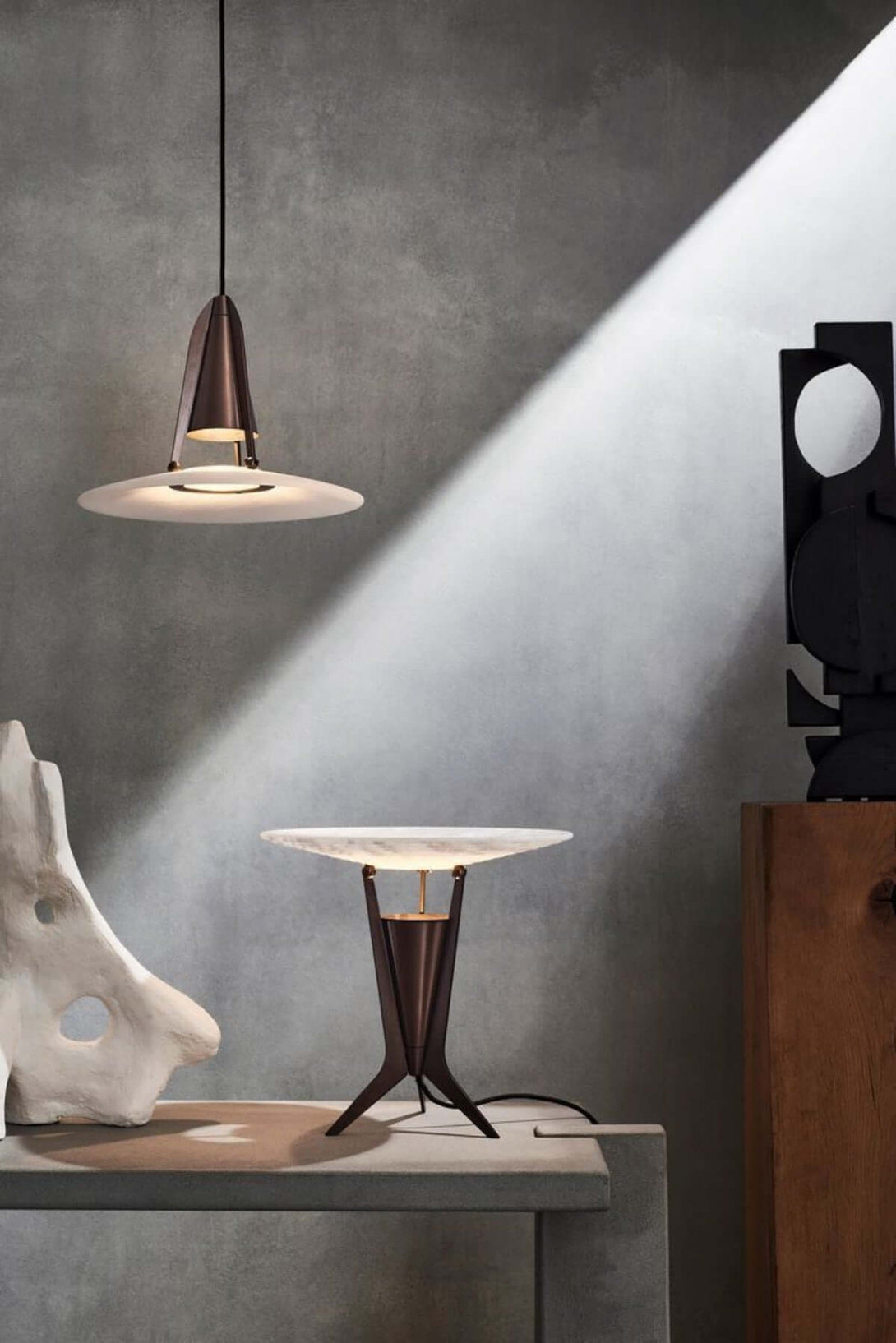 Fynlo Table Lamp – Alabaster Table Lamp Art Deco Style
