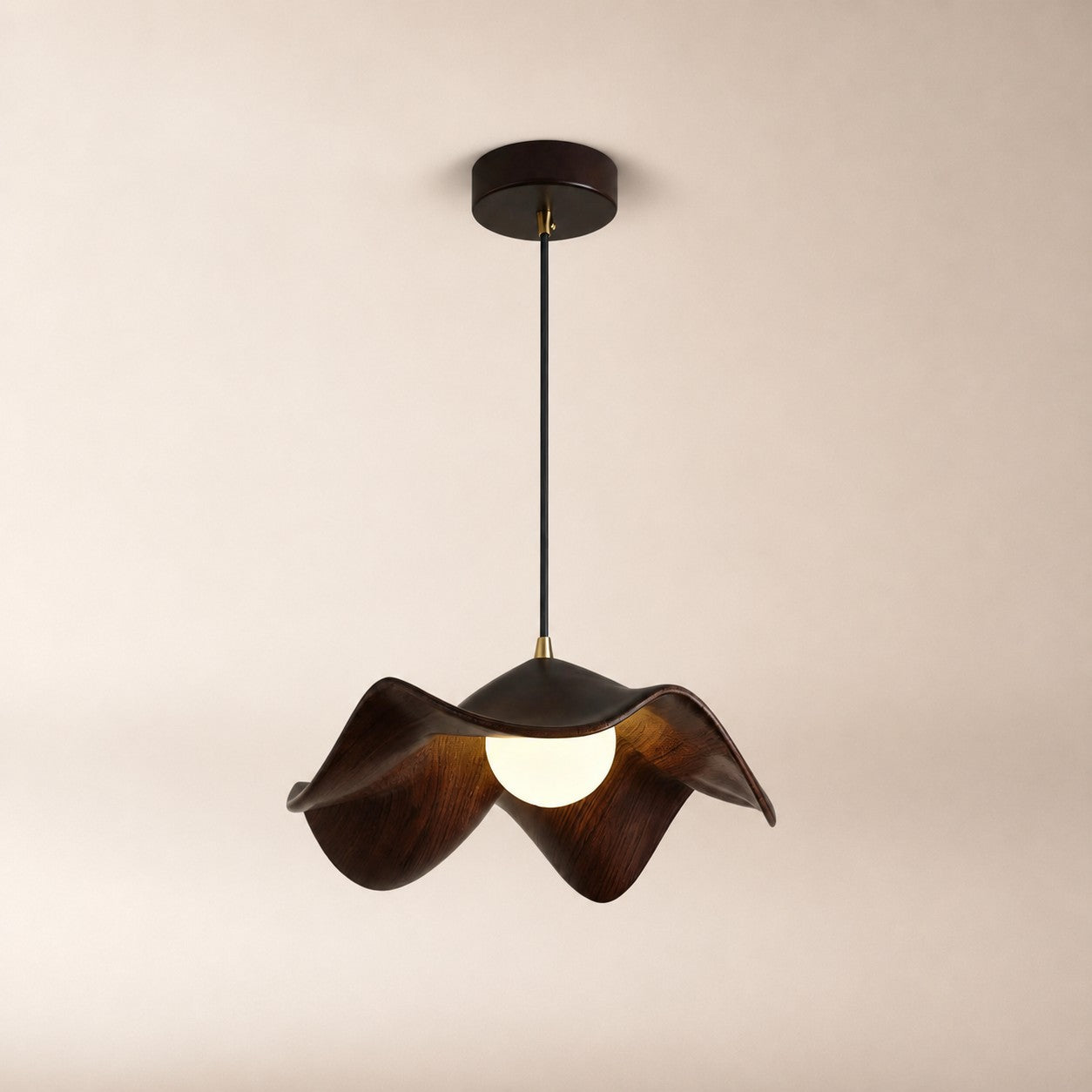 Kelvra Pendant Lamp