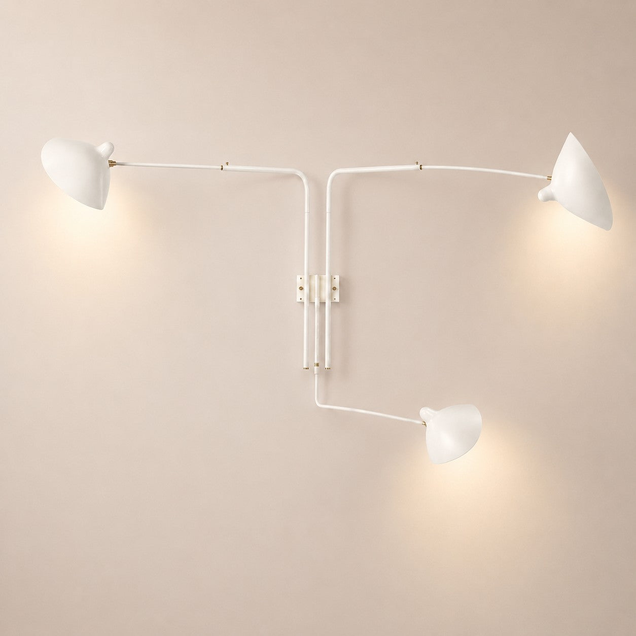 Lunira Wall Lamp – Articulating Wall Sconce for Living Room & Office | Rossolighting