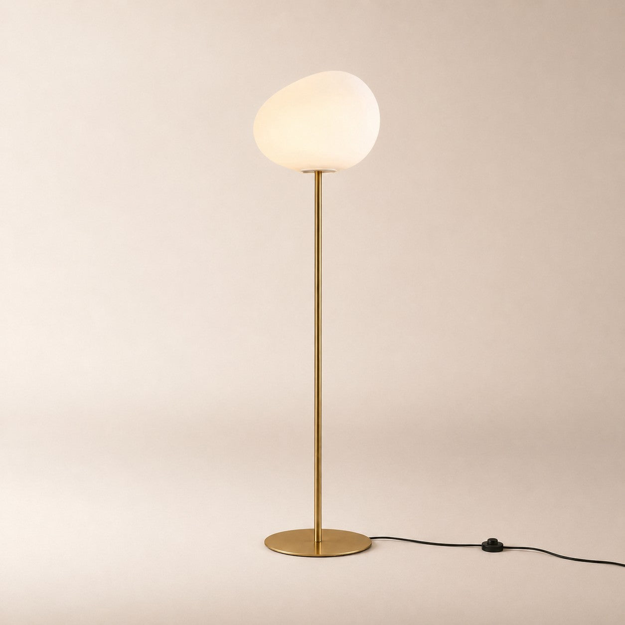 Lunqer Floor Lamp