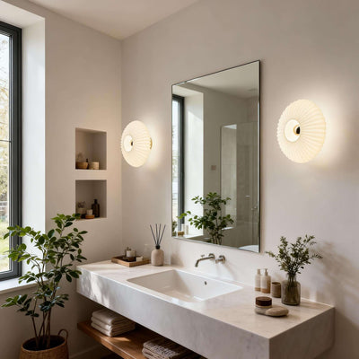 Qavion Wall Lamp – Modern Glass Wall Sconce for Hallways | Rossolighting
