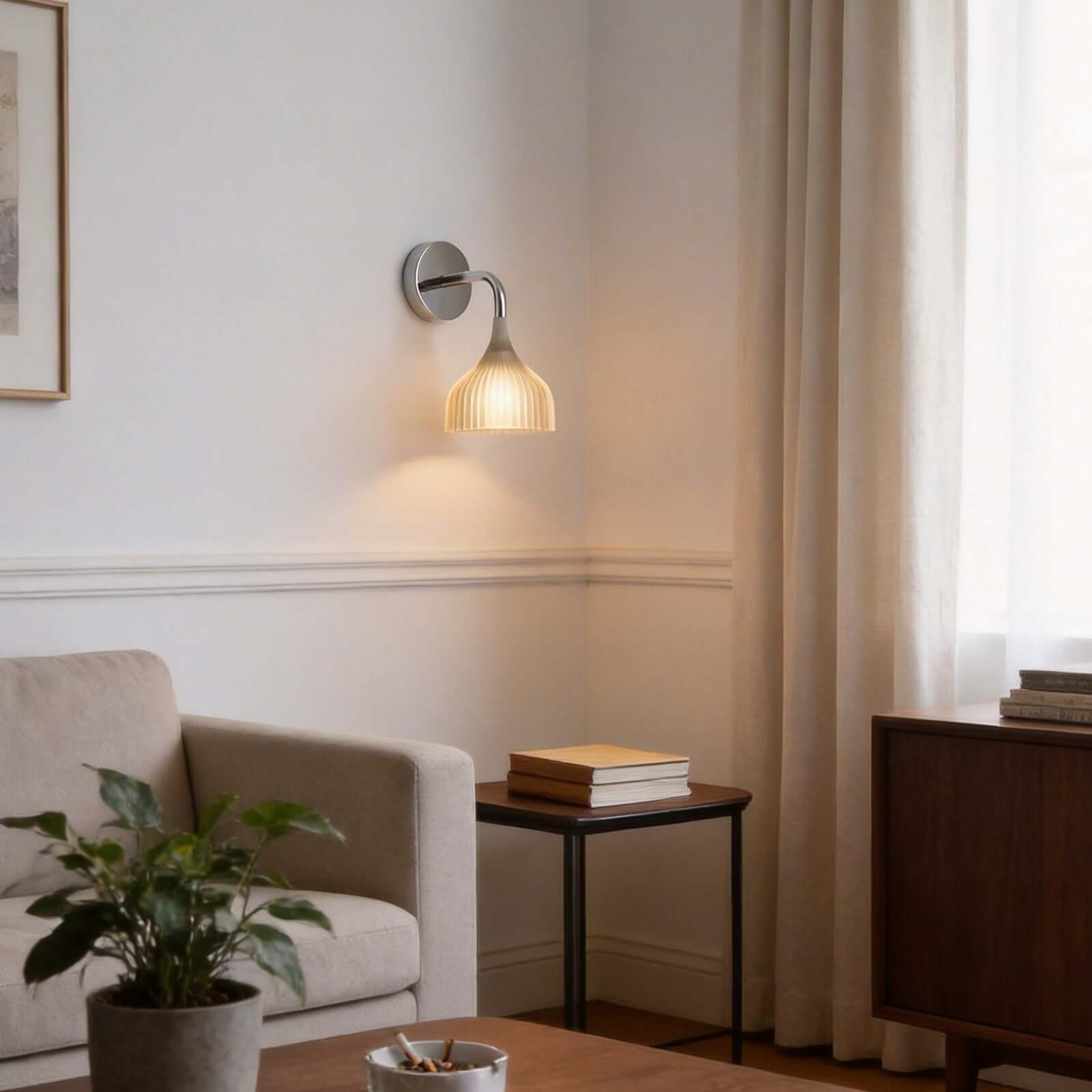 Qivra Wall Lamp – Modern Bathroom & Bedside Wall Sconces | Rossolighting