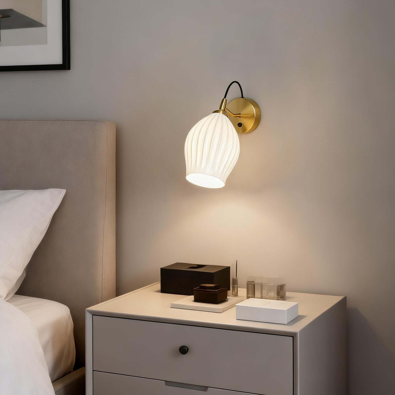Zavira Wall Lamp – Ceramic Wall Sconce with Switch Design | Rossolighting