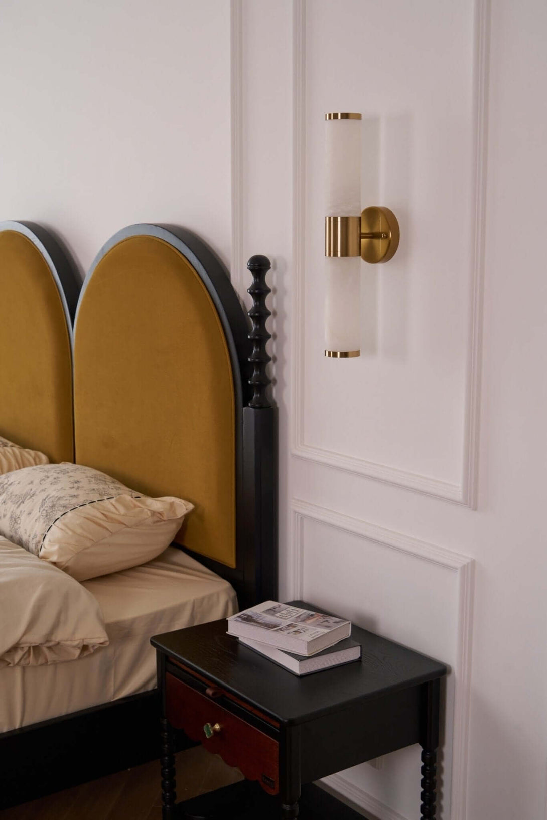 Zylet Wall Sconce – Alabaster Wall Sconce with Brass Finish