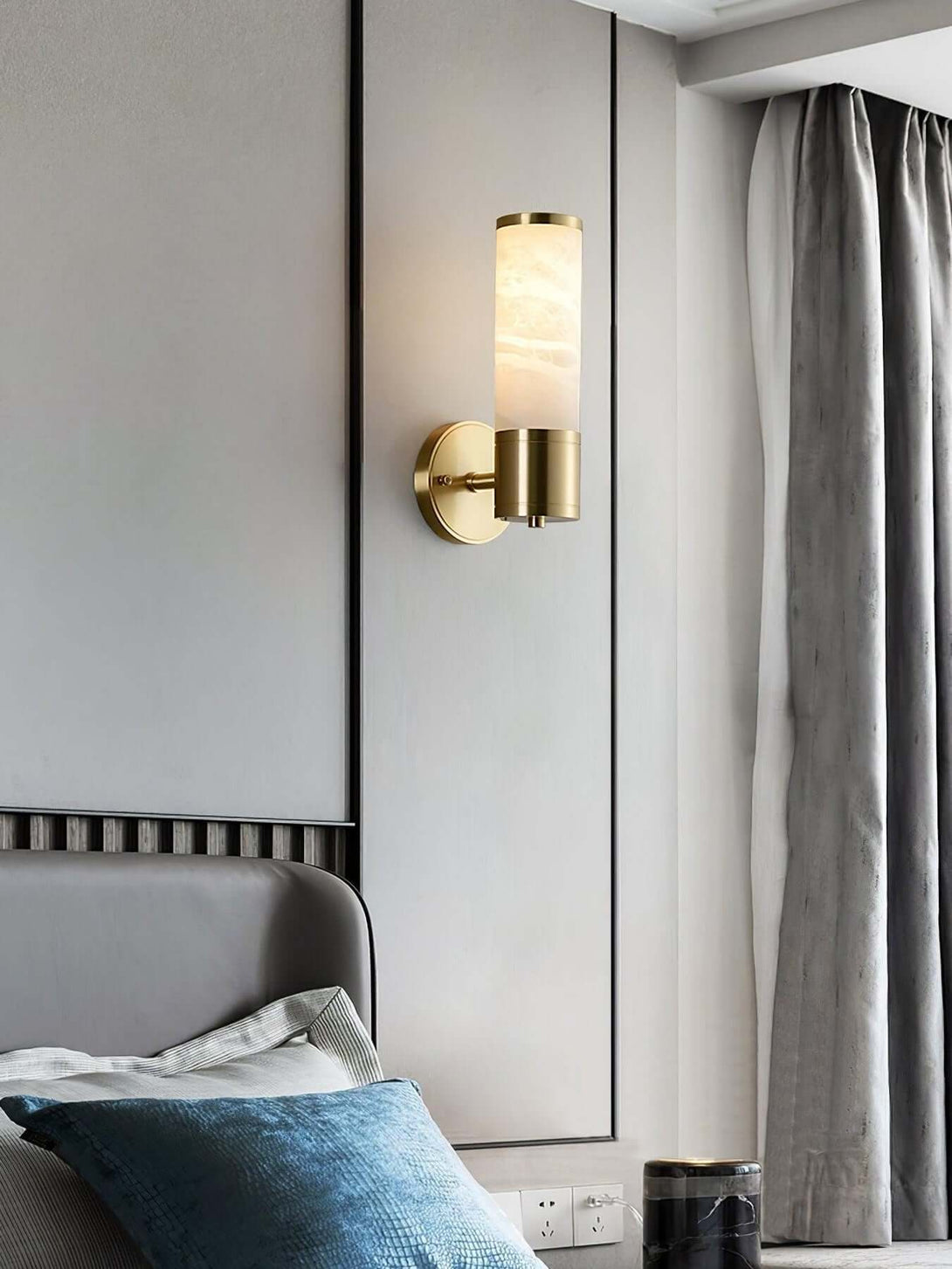 Zylet Wall Sconce – Alabaster Wall Sconce with Brass Finish