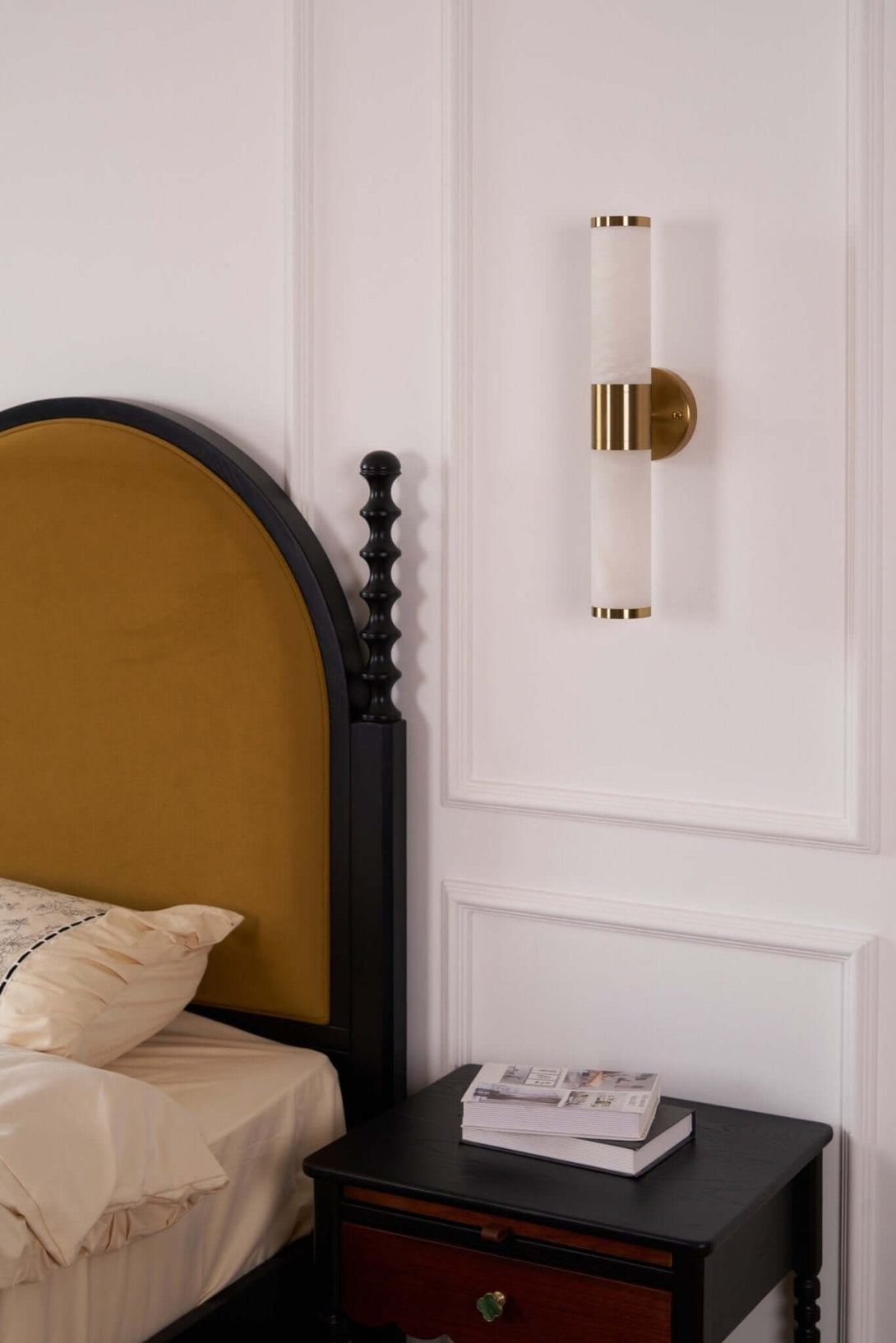 Zylet Wall Sconce – Alabaster Wall Sconce with Brass Finish