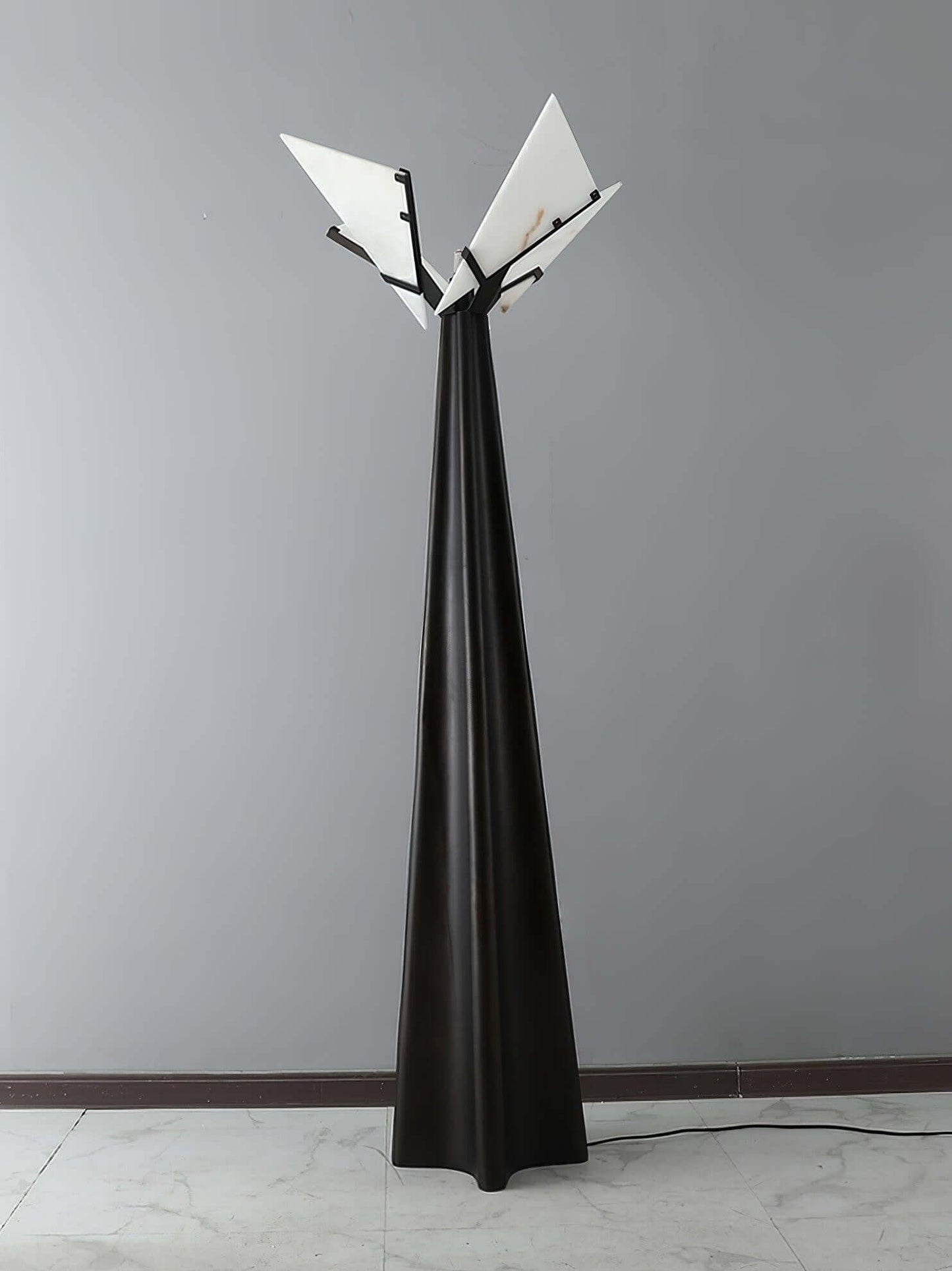 Lirona Floor Lamp - Elegant Alabaster Art Deco Floor Lamp