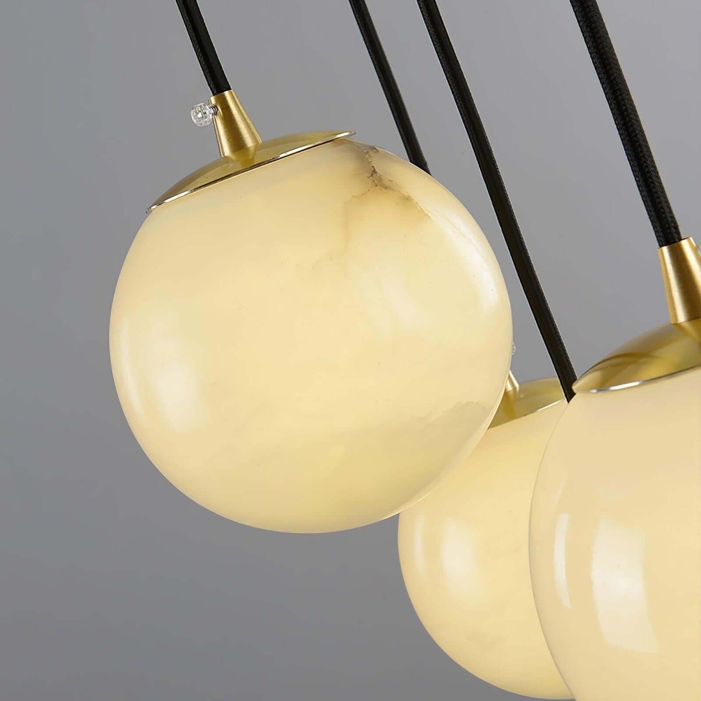 Oquven Chandelier – Alabaster Staircase Statement Light