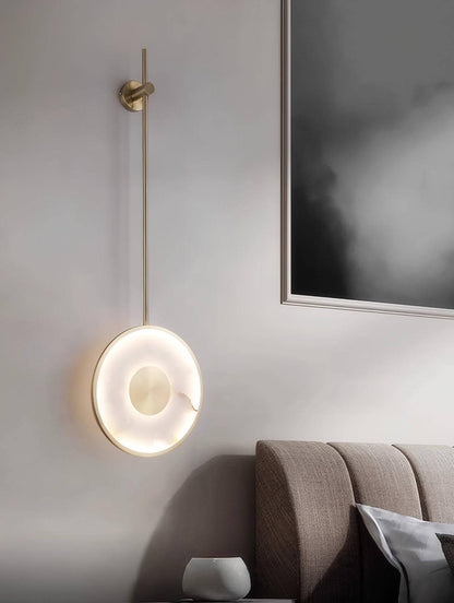 Tirun Wall Sconce – Alabaster and Brass Wall Sconce