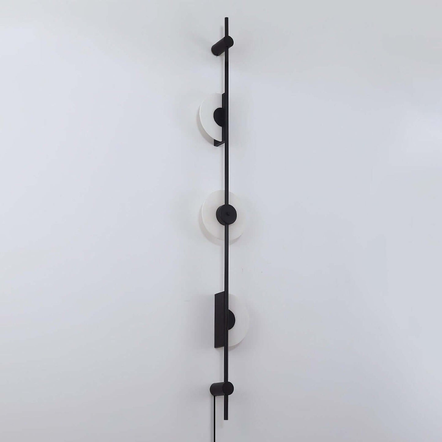 Vilun Plug Wall Sconce – Alabaster Scope, Minimalist Wall Scope