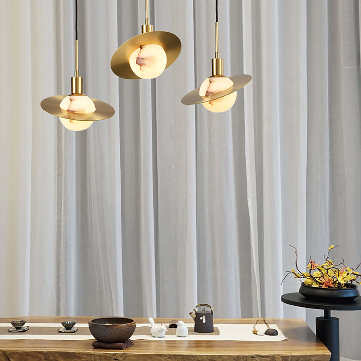 Zuvin Pendant Light – Saucer Pendant Light for Modern Bedrooms